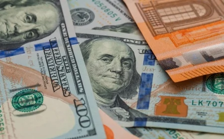 Dolar Günü Nasıl Kapattı? USD/TL Kuru: 1 Dolar Kaç TL? (15 Aralık 2025)